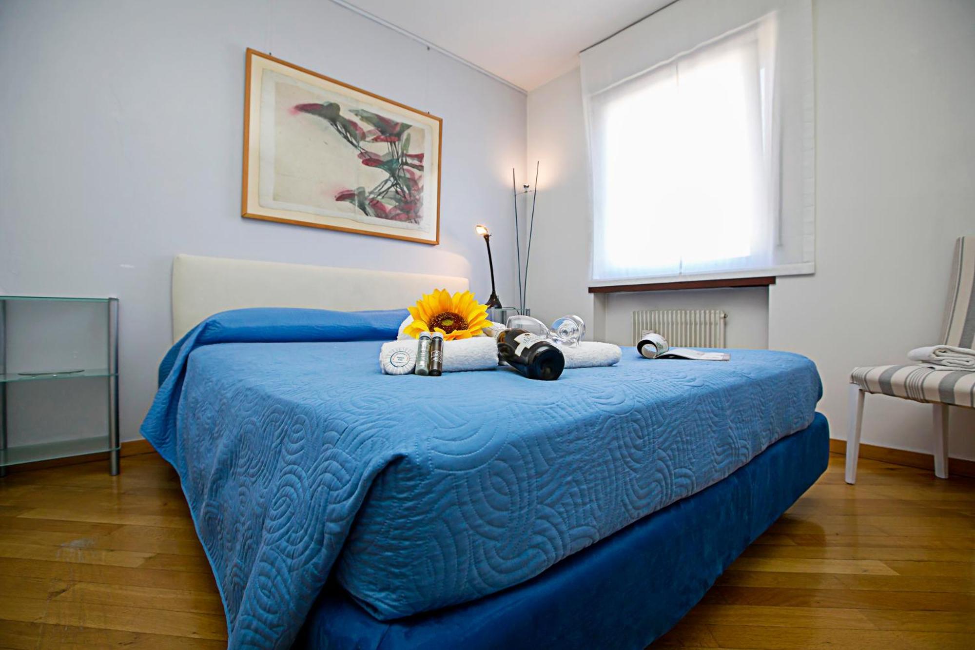 Elegance Suite Isabella - Happy Rentals Riva del Garda Exterior photo