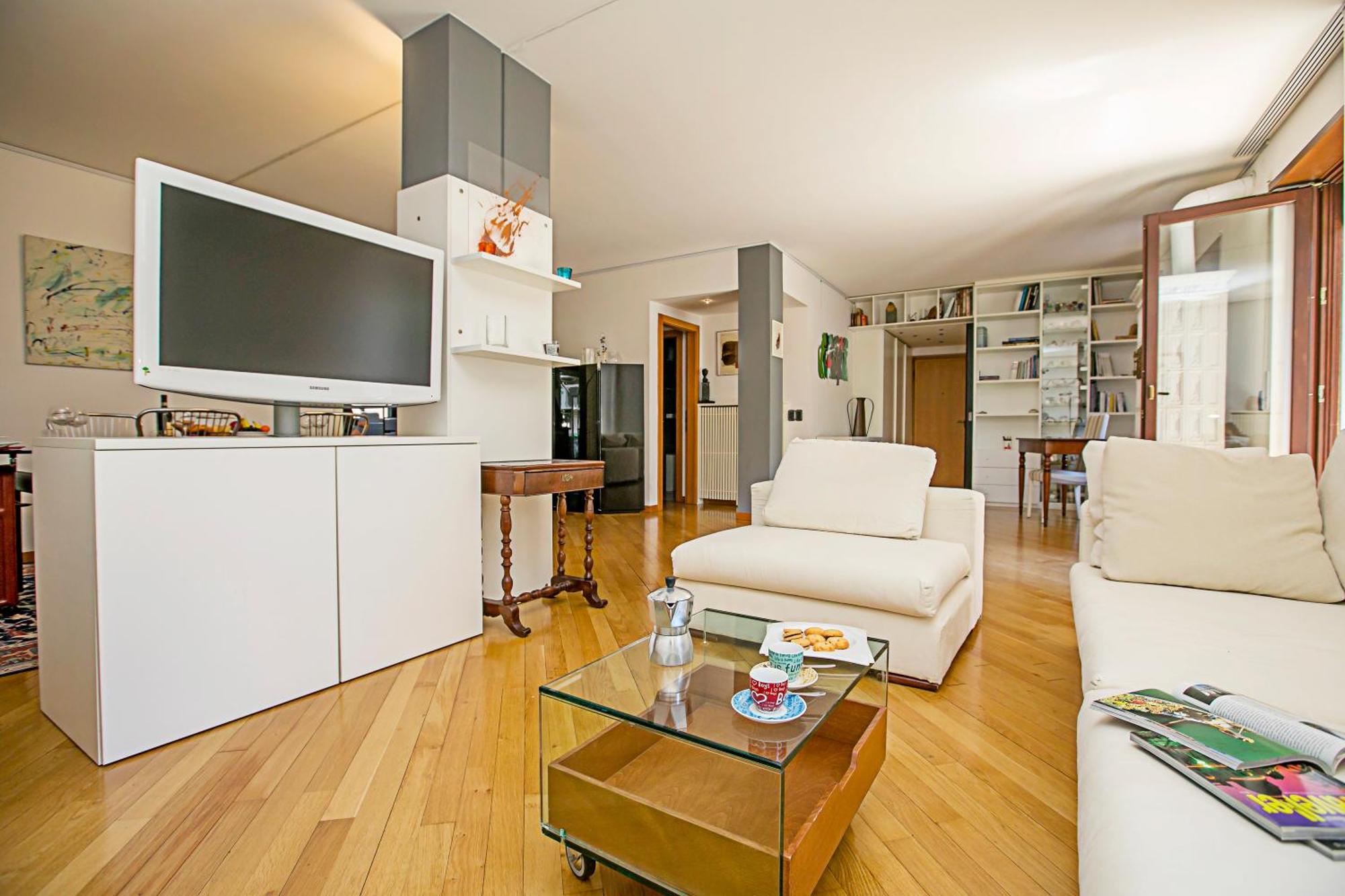 Elegance Suite Isabella - Happy Rentals Riva del Garda Exterior photo