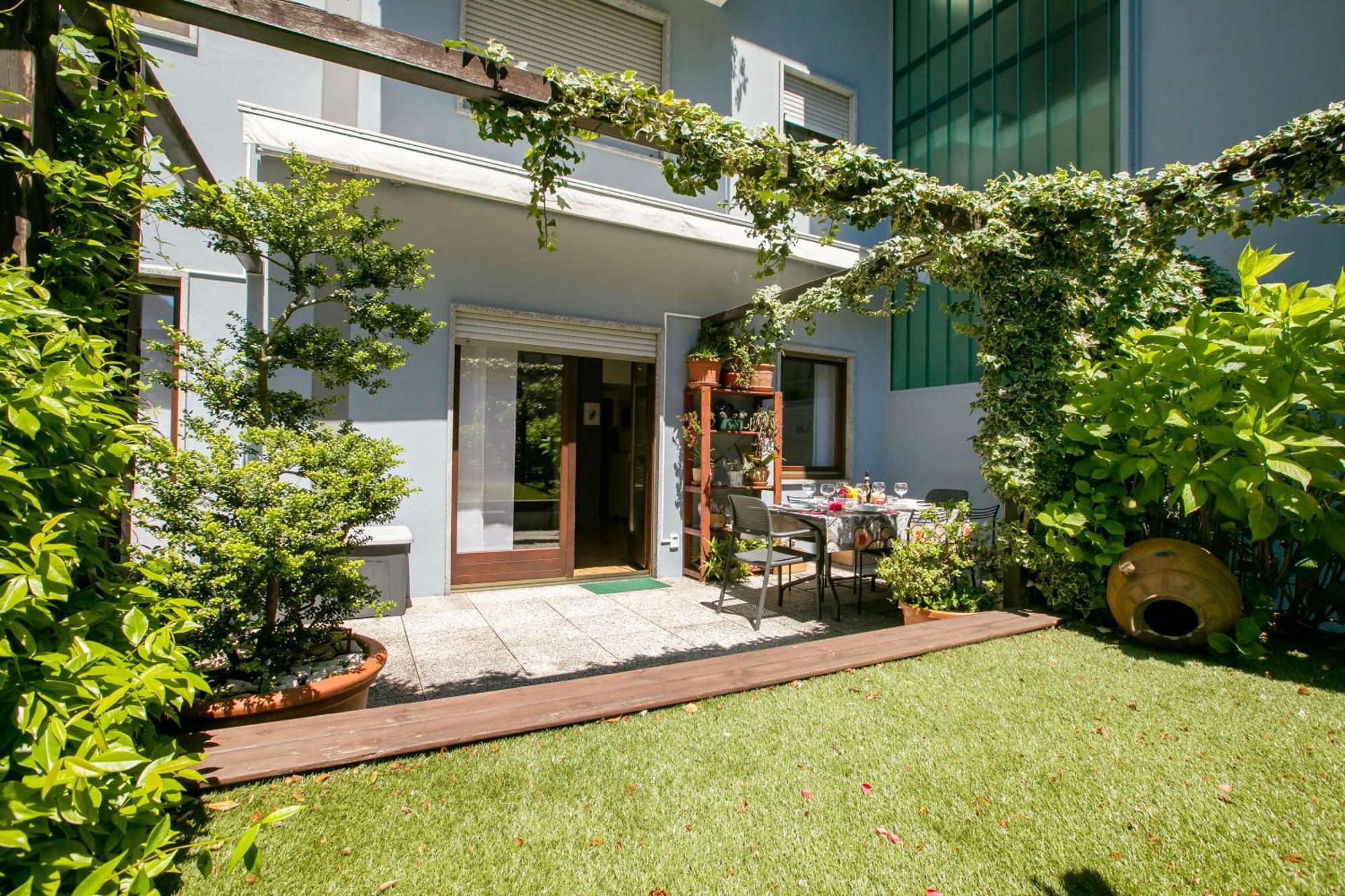 Elegance Suite Isabella - Happy Rentals Riva del Garda Exterior photo